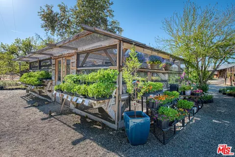 Exterior - 30443 Auberry Rd, Prather, CA 93651 photo 14 of 27