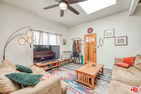 Living - 30443 Auberry Rd, Prather, CA 93651 photo 3 of 3