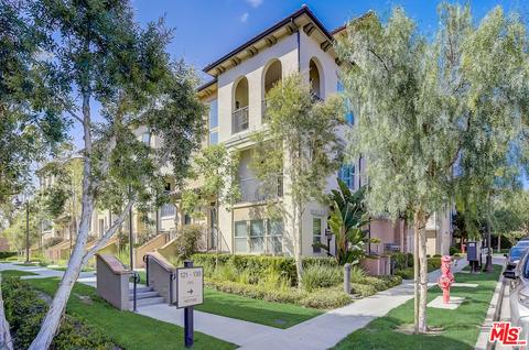 135 Neptune, Irvine, CA 92618 photo 30