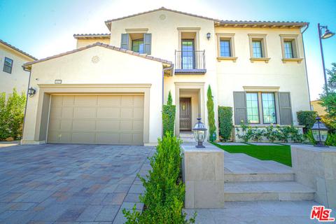 10851 Gray Fox Ct, Chatsworth, CA 91311