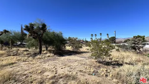 7220 Hanford Ave, Yucca Valley, CA 92284