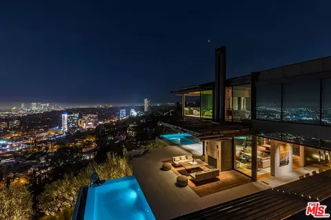 1301 Collingwood Pl, Los Angeles, CA 90069