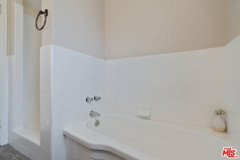 6331 Peach Ave, Van Nuys, CA 91411 photo 15