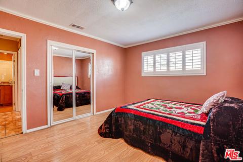 9674 Beachy Ave, Arleta, CA 91331 photo 18