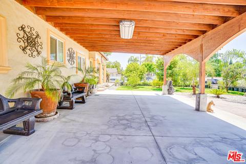 9674 Beachy Ave, Arleta, CA 91331 photo 4