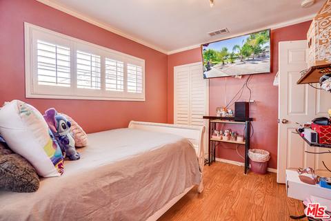 9674 Beachy Ave, Arleta, CA 91331 photo 20