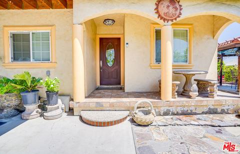 9674 Beachy Ave, Arleta, CA 91331 photo 2