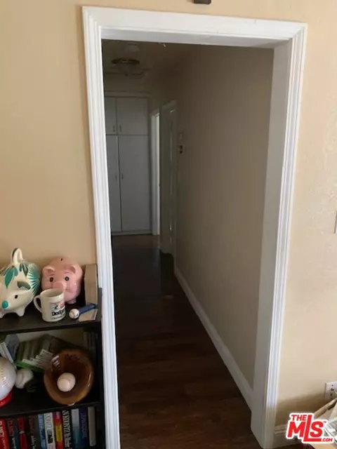 Entry Way - 44606 Date Ave, Lancaster, CA 93534 photo 1 of 3