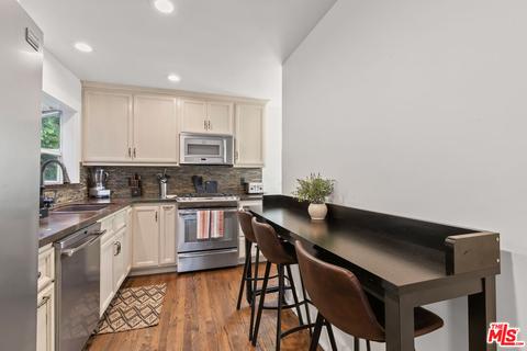 181 Granada Ave, Long Beach, CA 90803 photo 8