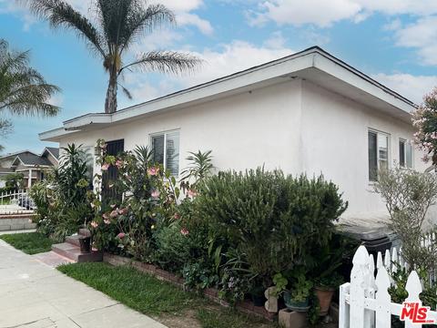 152 W Market St, Long Beach, CA 90805