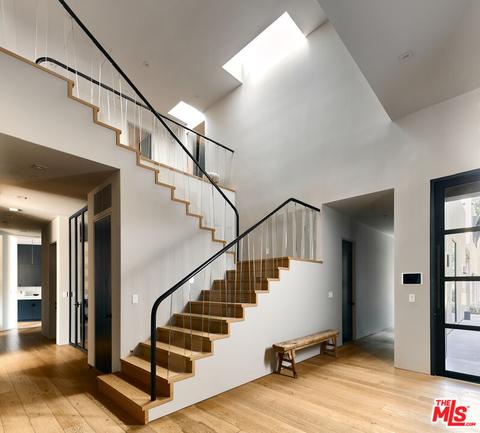 1317 Delresto Dr, Beverly Hills, CA 90210 | 42 Photos | MLS #22-212245