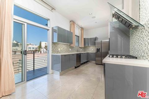 155 S Elm Dr #302, Beverly Hills, CA 90212
