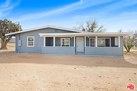 16581 Soledad Dr, Apple Valley, CA 92307