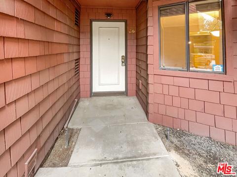 300 S Prospectors Rd #26, Diamond Bar, CA 91765