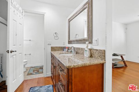 15518 Gundry Ave, Paramount, CA 90723 photo 9