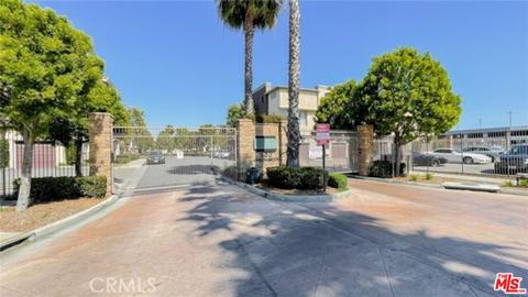 500 N Willowbrook Ave #C2, Compton, CA 90220 photo 1
