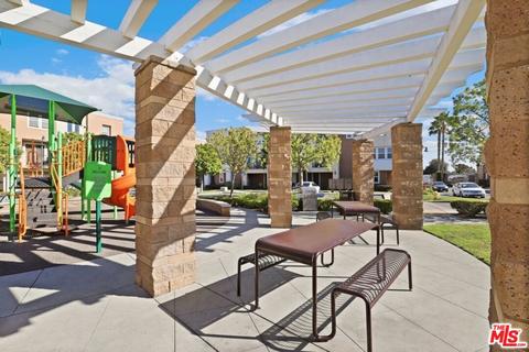 500 N Willowbrook Ave #C2, Compton, CA 90220 photo 4