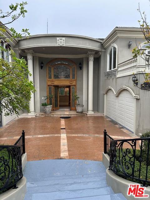 2167 Queensborough Ln, Los Angeles, CA 90077