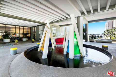 880 W 1st St #606, Los Angeles, CA 90012