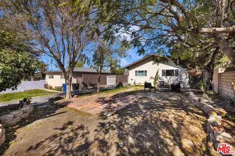 7613 Machrea St, Tujunga, CA 91042 photo 20