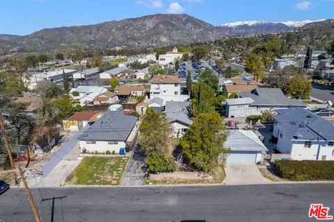 7613 Machrea St, Tujunga, CA 91042 photo 36