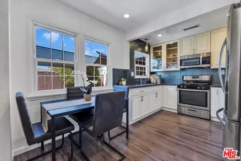 7613 Machrea St, Tujunga, CA 91042 photo 12