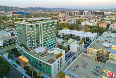 9000 W 3rd St #104, Los Angeles, CA 90048