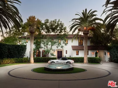 1700 E Altadena Dr, Altadena, CA 91001