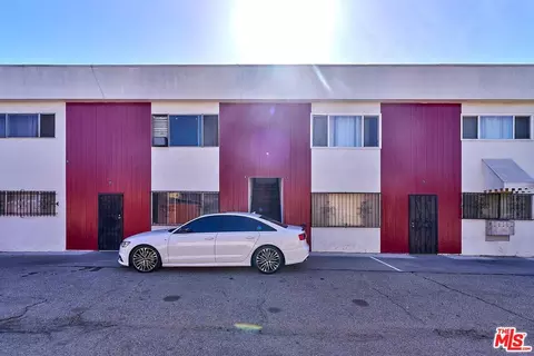 3568 S Budlong Ave, Los Angeles, CA 90007