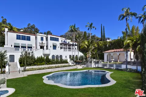 4120 Cromwell Ave, Los Angeles, CA 90027