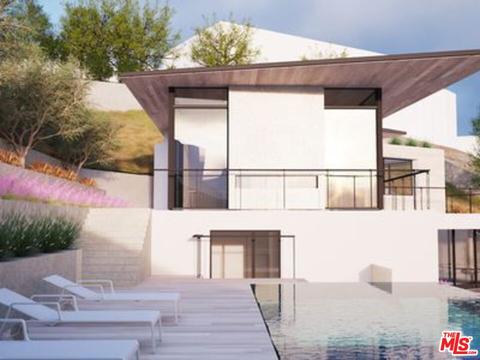 944 Bluegrass Ln, Los Angeles, CA 90049