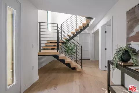 1343 Seward St, Los Angeles, CA 90028