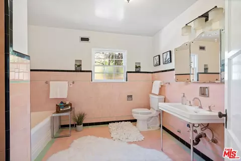 4306 Klump Ave, Studio City, CA 91602 photo 16