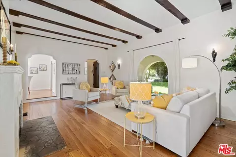 4306 Klump Ave, Studio City, CA 91602 photo 9