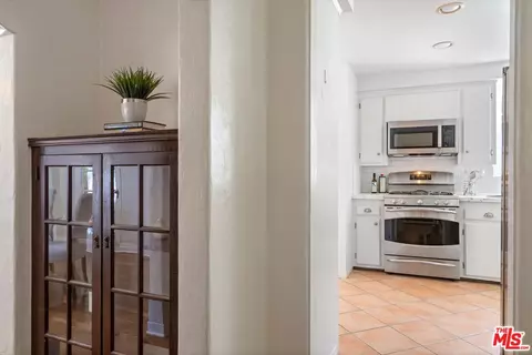 4306 Klump Ave, Studio City, CA 91602 photo 23
