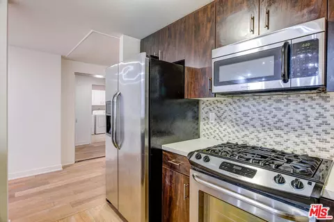 436 S Virgil Ave #214, Los Angeles, CA 90020