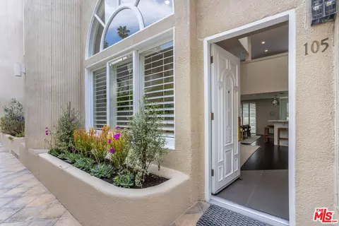 928 19th St #105, Santa Monica, CA 90403