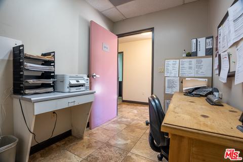4946 Florence Ave, Bell, CA 90201 photo 4