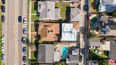 8022 Louise Ave, Northridge, CA 91325