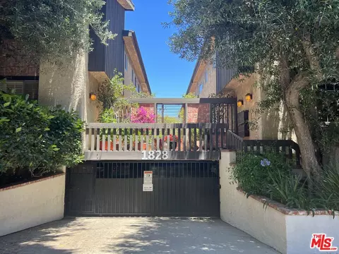 1828 Barry Ave #7, Los Angeles, CA 90025
