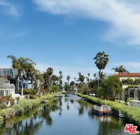 419 Carroll Canal, Venice, CA 90291