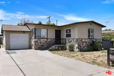 858 E 102nd St, Los Angeles, CA 90002