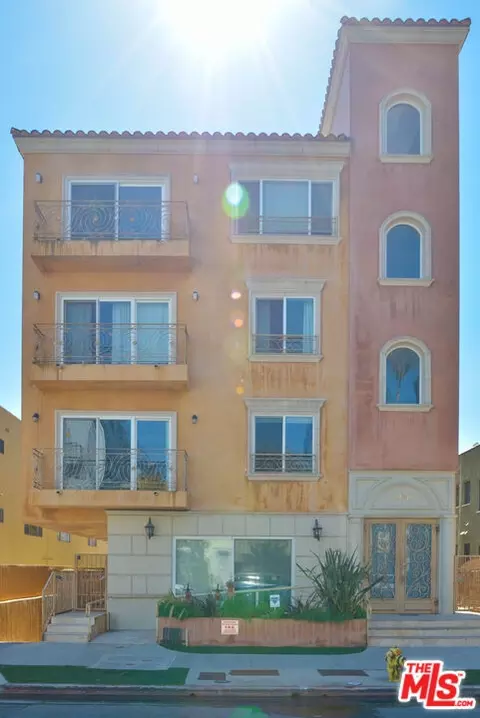 8420 Blackburn Ave #301, Los Angeles, CA 90048