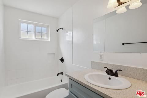 6809 Harbor Ave, Long Beach, CA 90805 photo 22