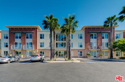 1901 Victoria #201, Oxnard, CA 93035 photo 1
