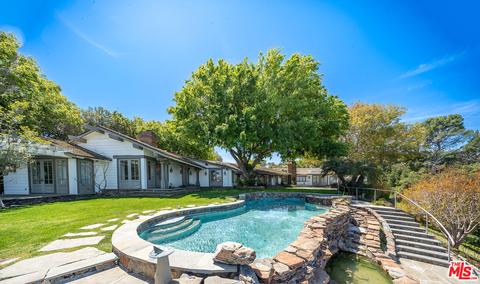 74 Saddleback Rd, Rolling Hills, CA 90274