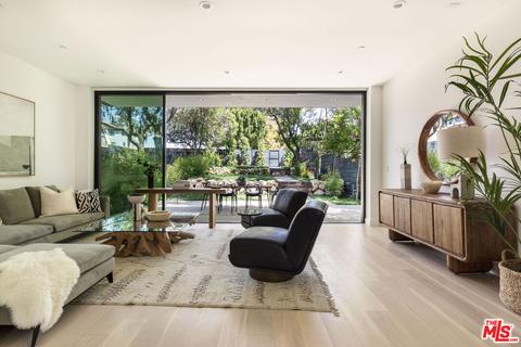2917 Avenel Ter, Los Angeles, CA 90039