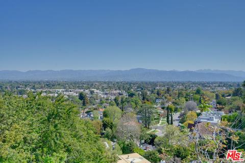 4100 Witzel Dr, Sherman Oaks, CA 91423