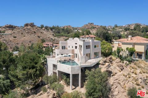 28 Ranchero Rd, Bell Canyon, CA 91307
