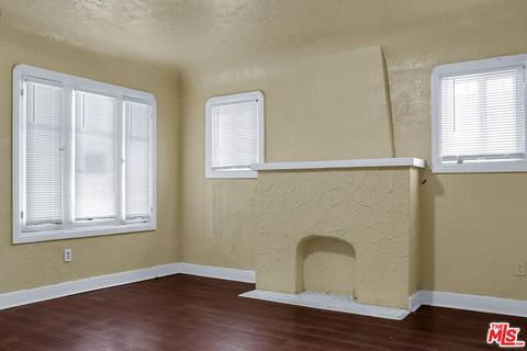 230 E Caldwell St, Compton, CA 90220 photo 9